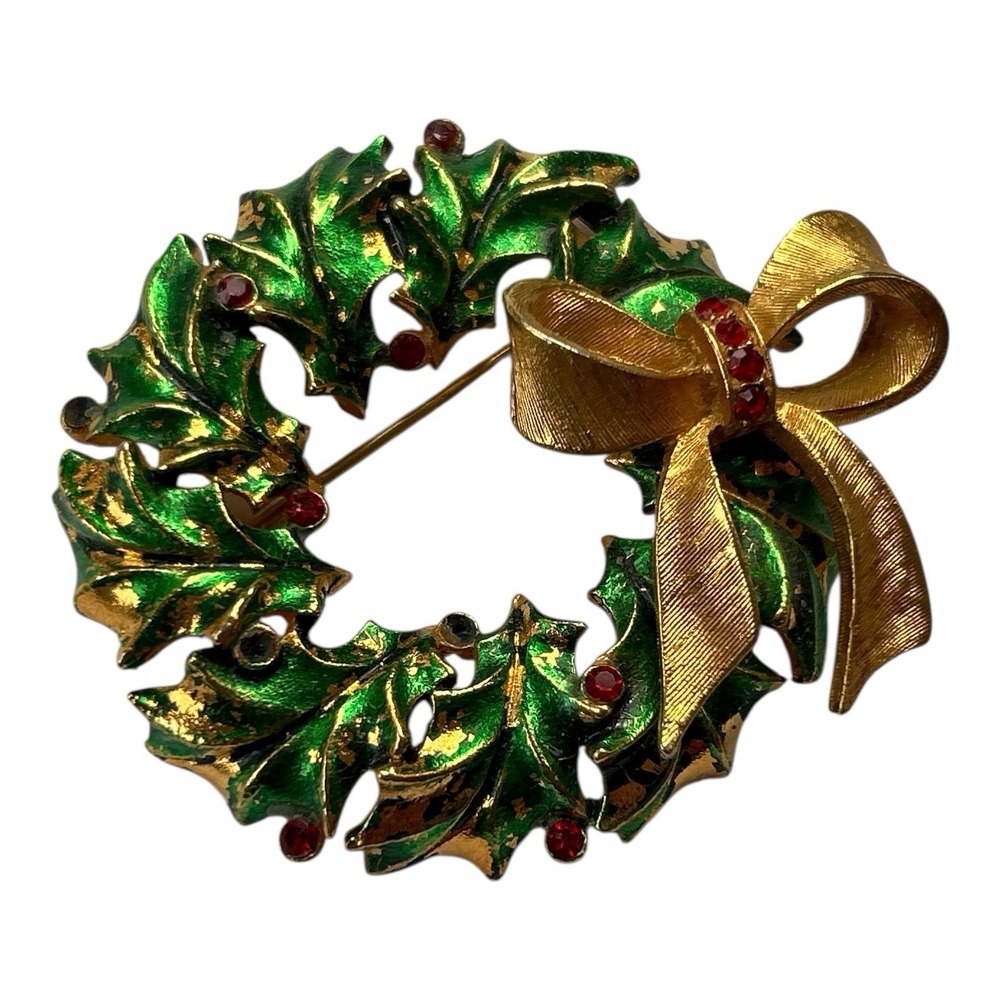 vintage corel Christmas wreath brooch‎ green enamel Holly red rhinestones